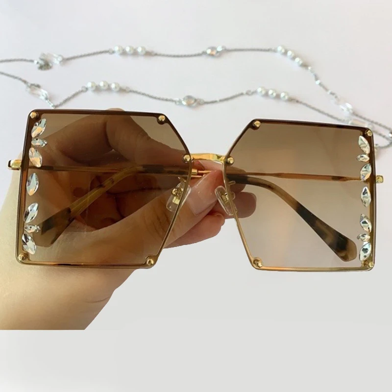 

Big Square Sunglasses Women Luxury Brand Diamonds Frame Classic Sun Glasses For Female UV400