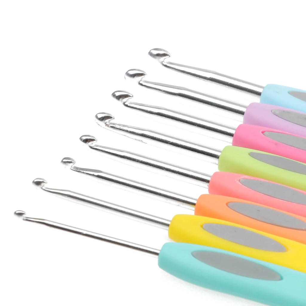 

Kit of 8 Sizes Mix of Colors Hooks 2.5mm-6mm Plastic Handle