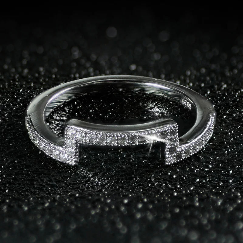 

2021 NEW Design 925 Sterling Silver Fashion Luxury Wedding Ring Engagement Finger Ring Wholesale Jewelry R4616S