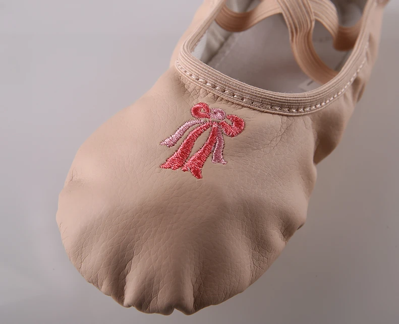 Балетные туфли для девочек Кожаные Мягкие пуанты обувь танцев плоская подошва