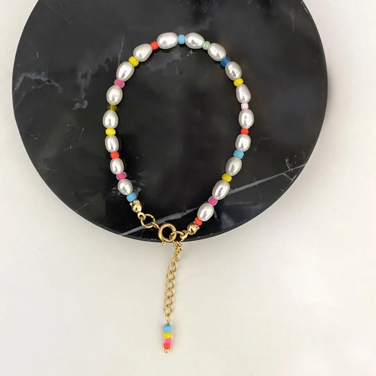 

Moloye Personality New Unique Handmade Wild Temperament Ins Natural Freshwater Pearl Bracelet Elegant Retro Jewelry Female 2021