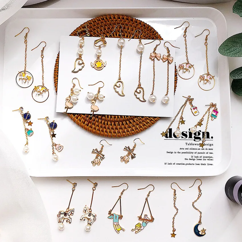 Милые Мультяшные серьги в японском стиле со звездами крыльями лошадей животными