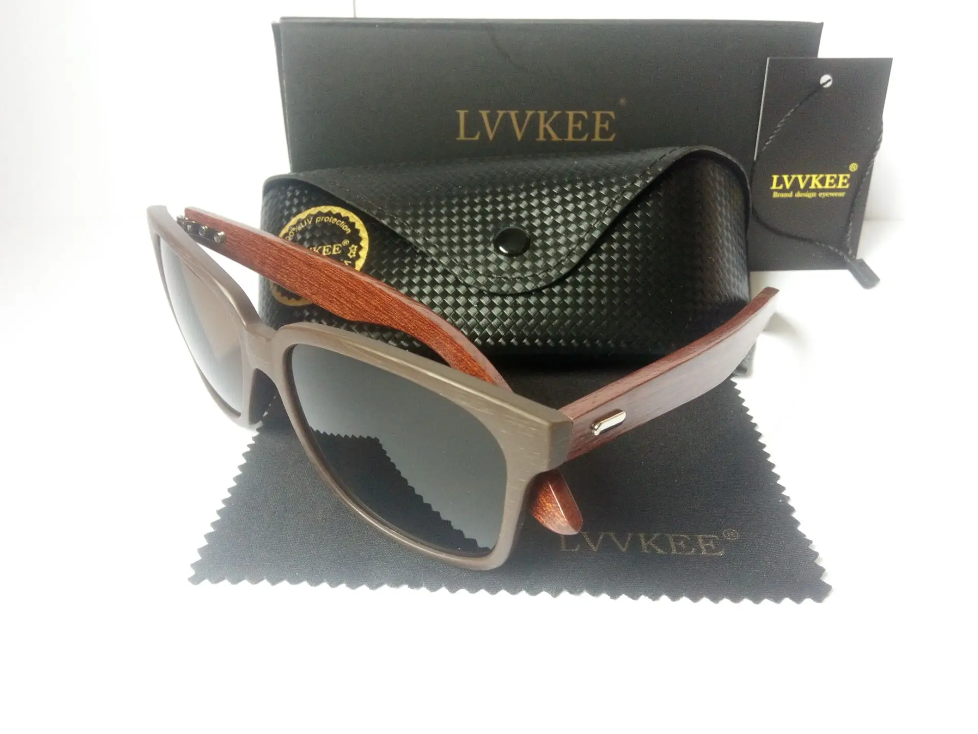 LVVKEE высококачественные женские солнцезащитные очки ручной работы из орехового