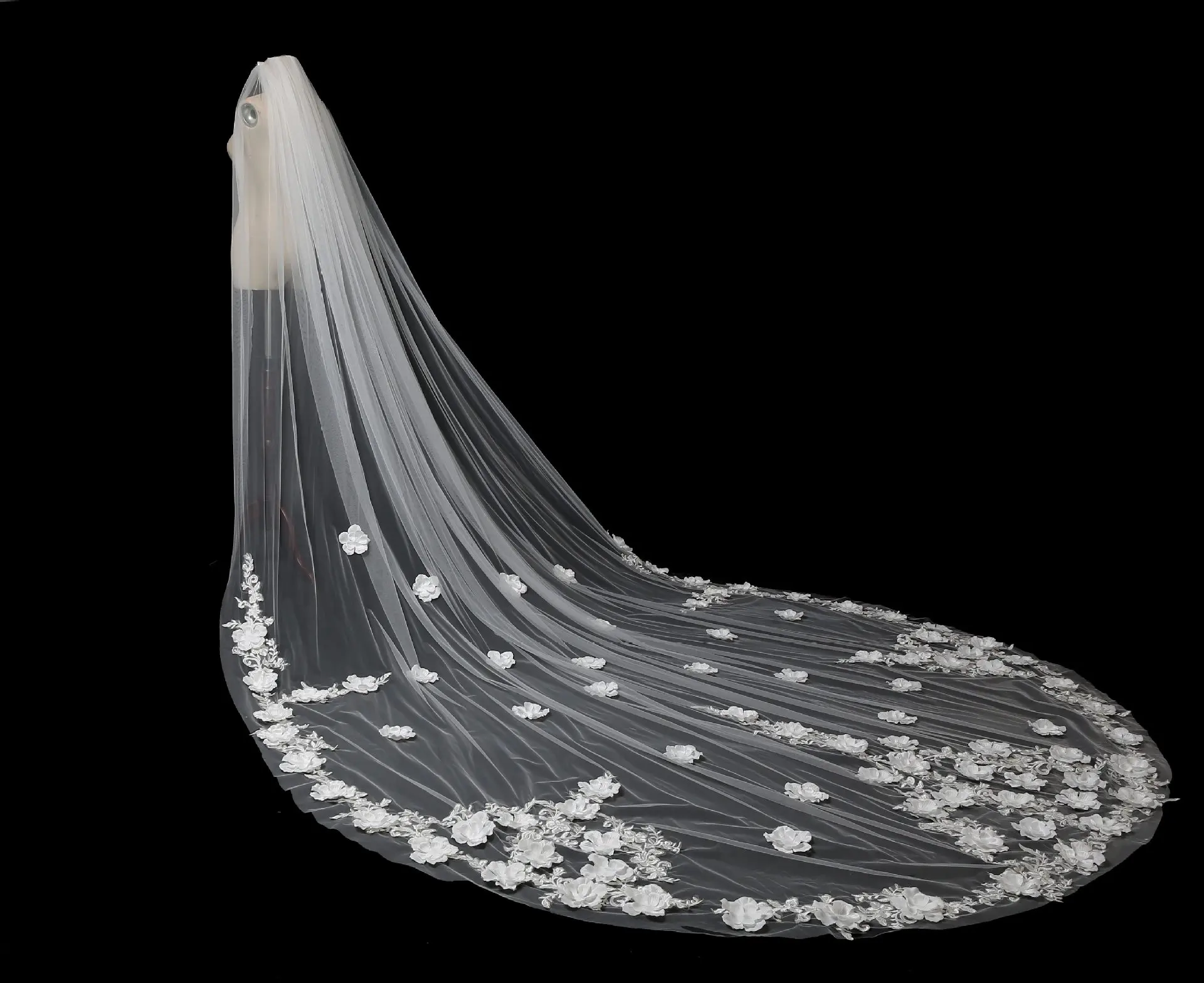 

Фата NZUK Свадебная Однослойная с цветочной 3D аппликацией, 4 м