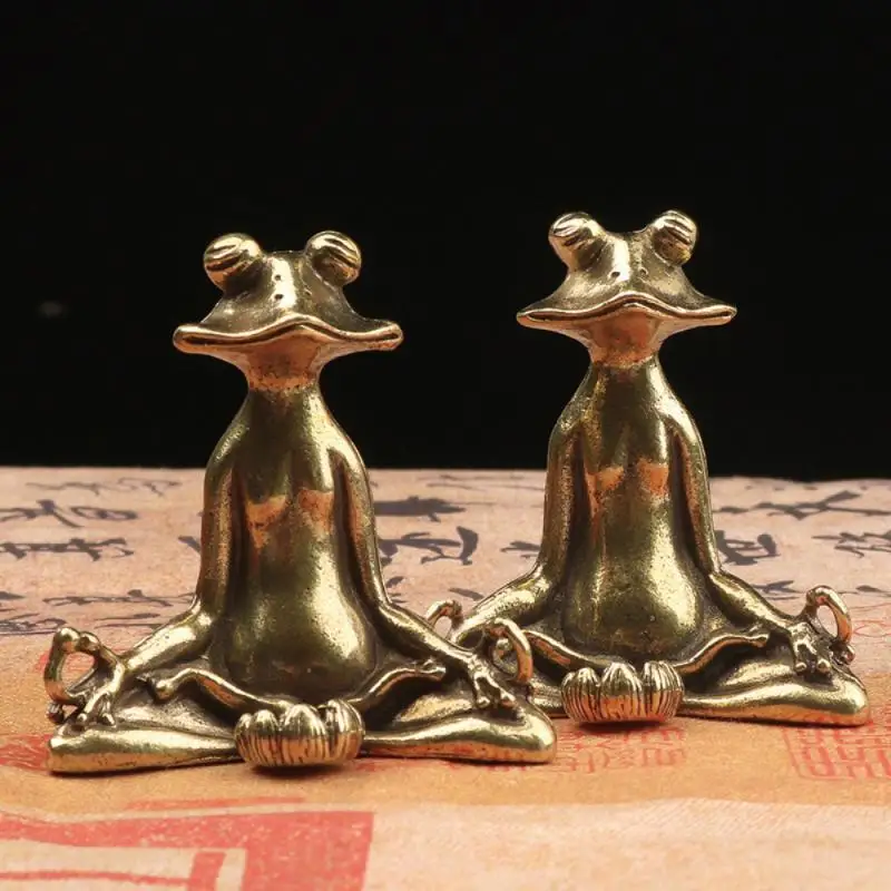 

Retro Brass Meditate Zen Buddhism Frog Statue Small Ornament Copper Animal Sculpture Incense Burner Home Desk Decoration Tea Pet