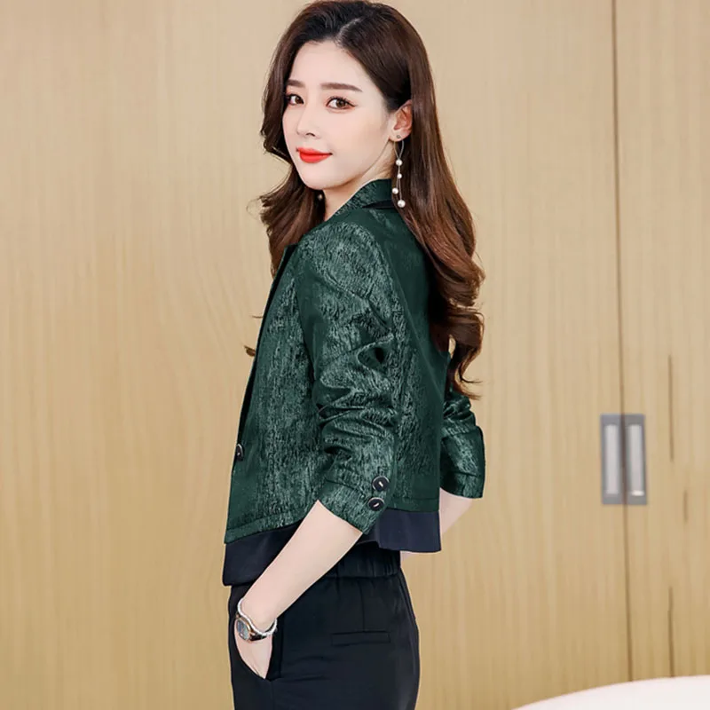 Женский короткий костюм Новинка осени 2022 женский весенний модный подходящий ко