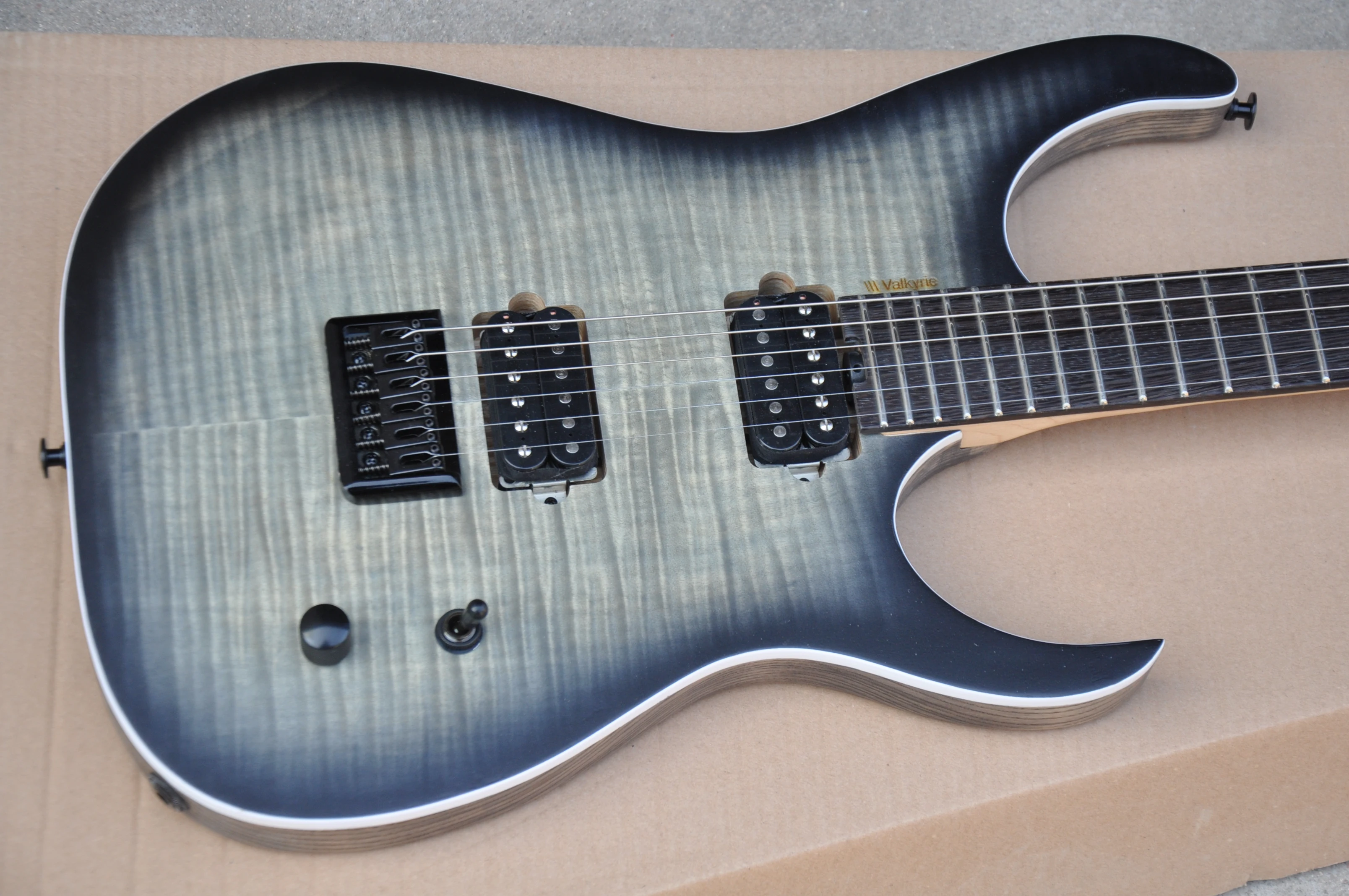 

Customized new 6-string guitar, rosewood fingerboard, HH pickup, welcome to customize, free delivery