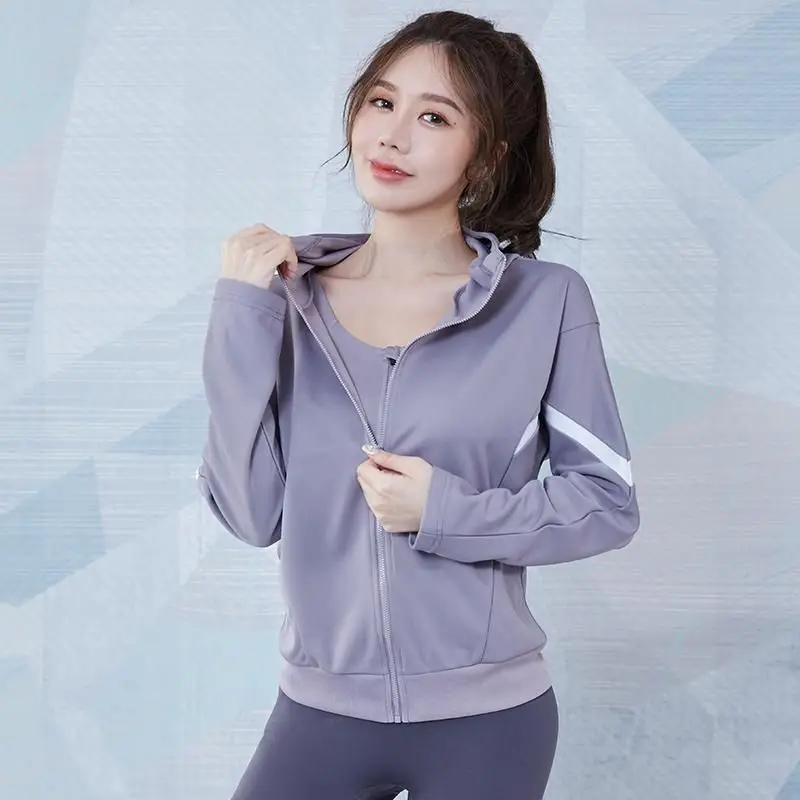 

Women's Sports Jacket Hooded Long-Sleeved Yoga Wear Running Training Fitness Breathable Loose Thin Zipper Cardigan Casual Tops