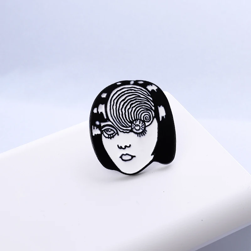 Ужасный Пикассо Стиль Pin Vortex Uzumaki Junji Ito Tomie ужас Goru Eyeball Манга Аниме Япония японская эмалированная булавка значок
