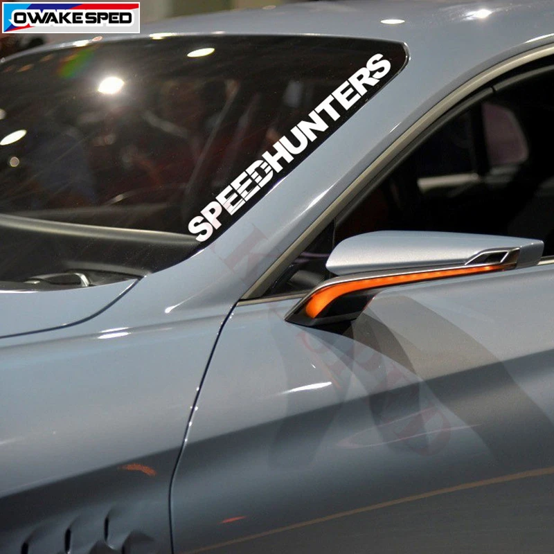 Светоотражающая наклейка на лобовое стекло переднее и заднее