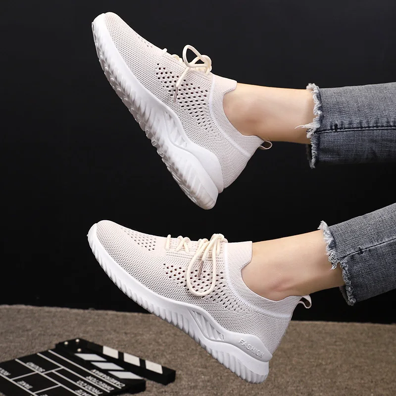 Крутые tenis feminino осенние женские легкие мягкие спортивные туфли Женская теннисная обувь женские прочные спортивные кроссовки дешево