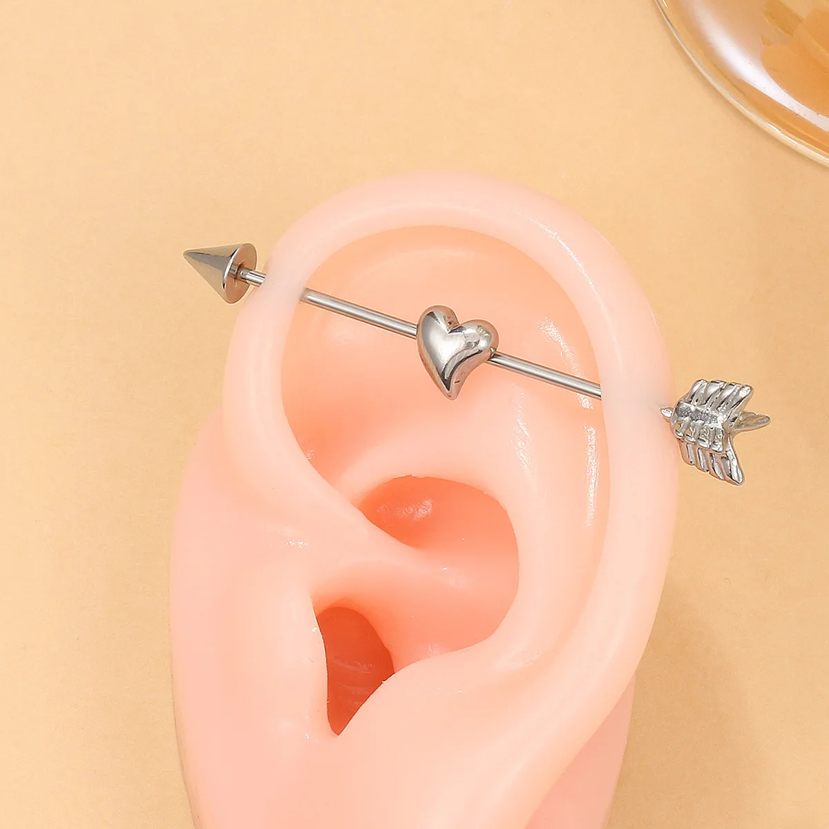 

1PCS Stainless Steel Women Clip On Earrings Cartilage Earrings Arrow Heart Barbell Long Ear Piercing Helix Tragus Body Jewelry