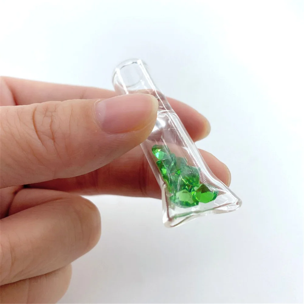 

1Pcs Transparent Small Glass Cigarette Holder Filter Tips with Diamond 8mm Cigarette Butt Tip Filter Set Extra Large Paper Cone