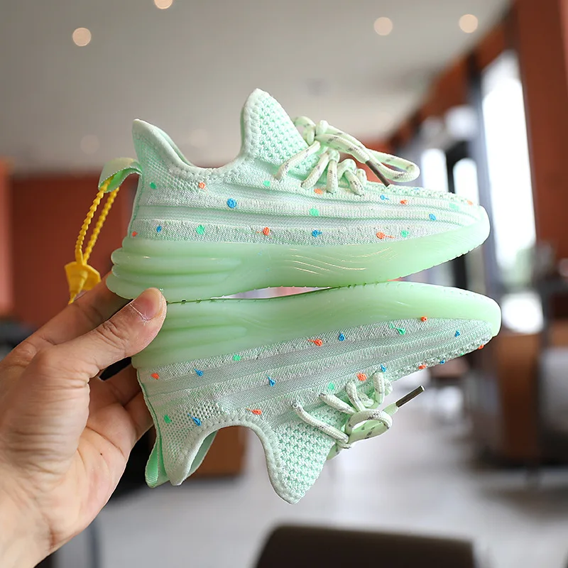 

New Kids Running Sneakers Summer Children Sport Shoes Breathable Mesh Boys Casual Walking Lightweight Girls Tenis shoes XZ107