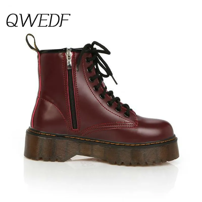 Botas/женские ботильоны в байкерском стиле Женские ботинки на танкетке со