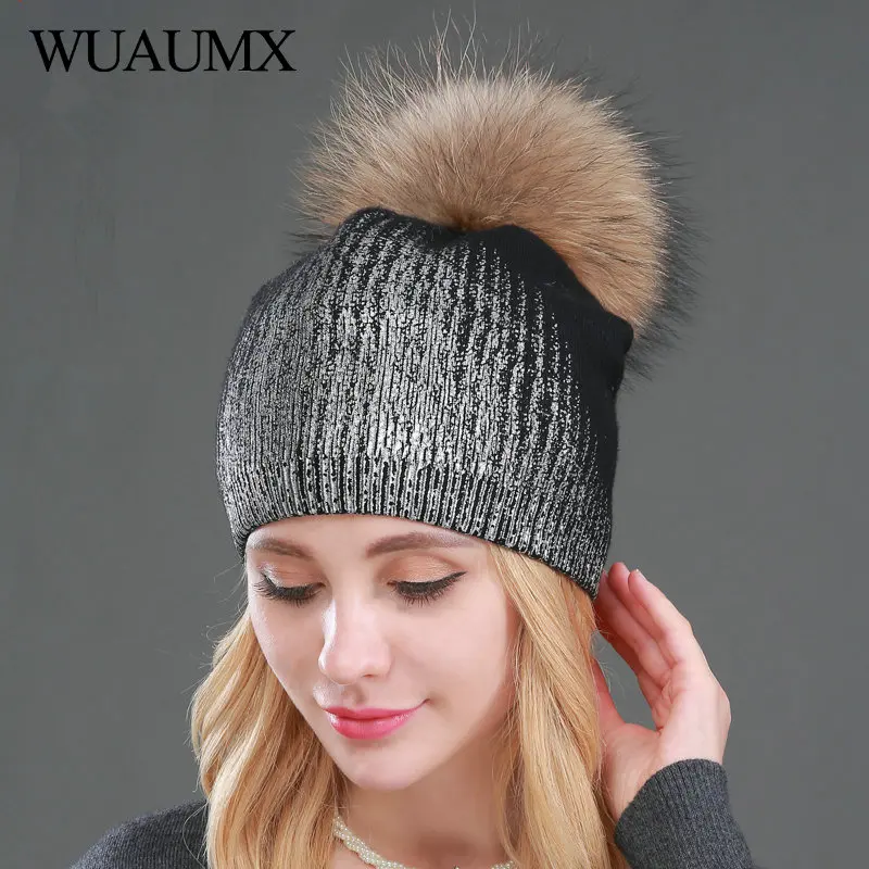 Wuaumx женские зимние шапки Skullies Beanies, шапка для женщин из натурального меха енота, вязаная шерстяная шапка с помпоном, шапка с серебристым и золотистым принтом