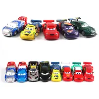 Тачки из «Тачек», раскрашенные в цвета национальных флагов. Русский вариант тоже имеется.#2