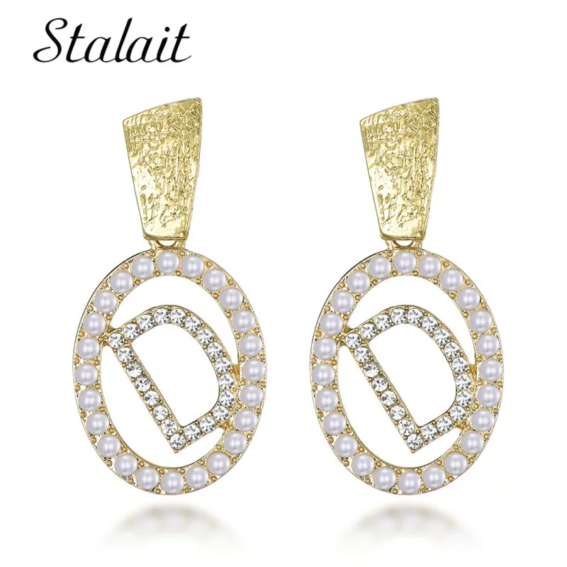 

Vintage Irregular Sequins Letter Drop Earrings For Women Charm Mosaic Pearl Crystal Alloy Drop Earrings Wedding Gifts Jewelry