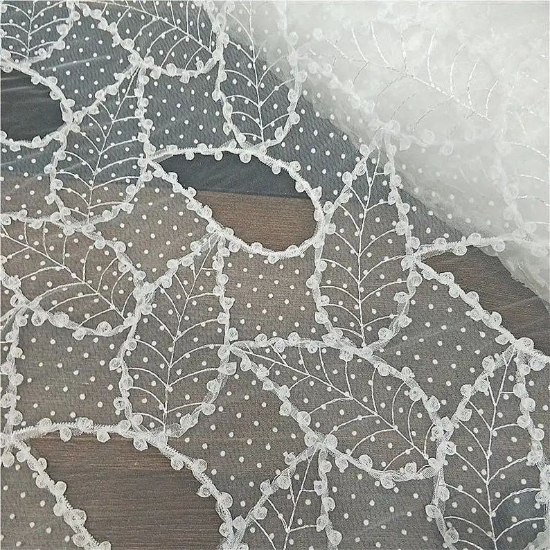 Тюлевая ткань с белыми листьями и точками Мягкая сетчатая кружевная вышивкой на