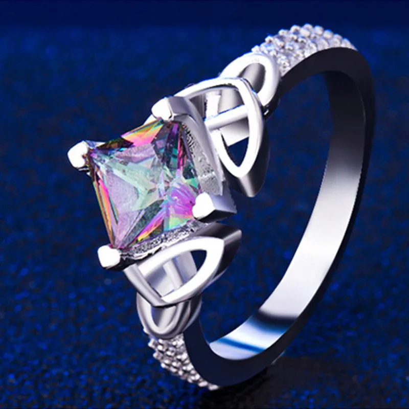 

Ofertas Geometry Finger Ring For Women Three-dimensional Alloy Ring Anniversary Party Wedding Engagement Jewelry