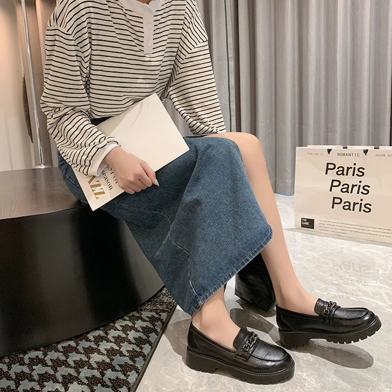 Black Casual Women's Shoes Women's Metal Chain Slip-on Square Thick Sole Round Toe Loafers Patent Leather Solid Color Leather