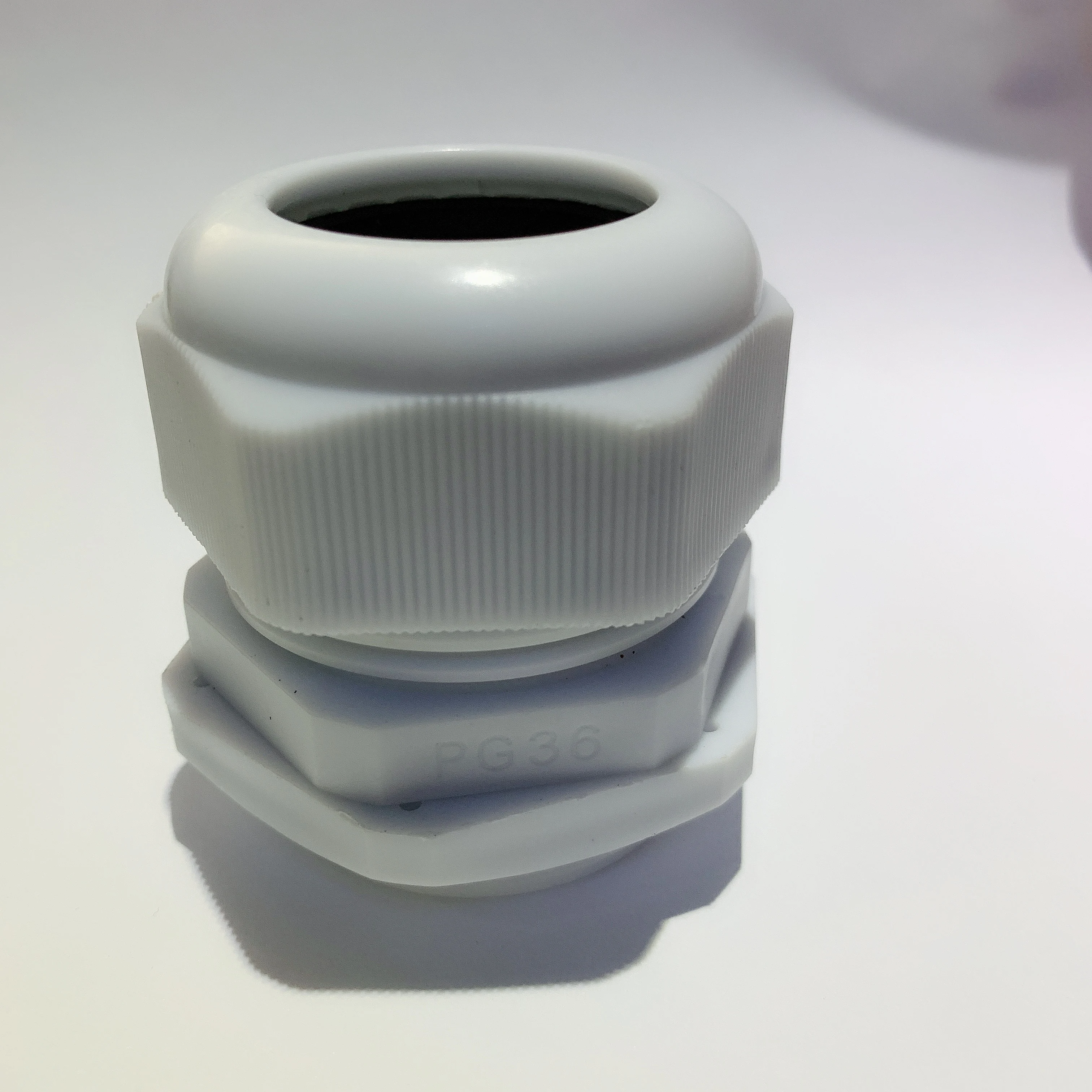 1 шт. нейлоновый пластиковый водонепроницаемый соединитель IP68 PG36/42/48/63 кабельный