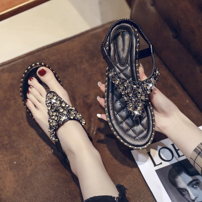 

2021 New Summer Sandals Women Fashion Casual Beach Outdoor Flip Flop Sandals Metal Decoration Ladies Flat Shoes Big Size 35-41