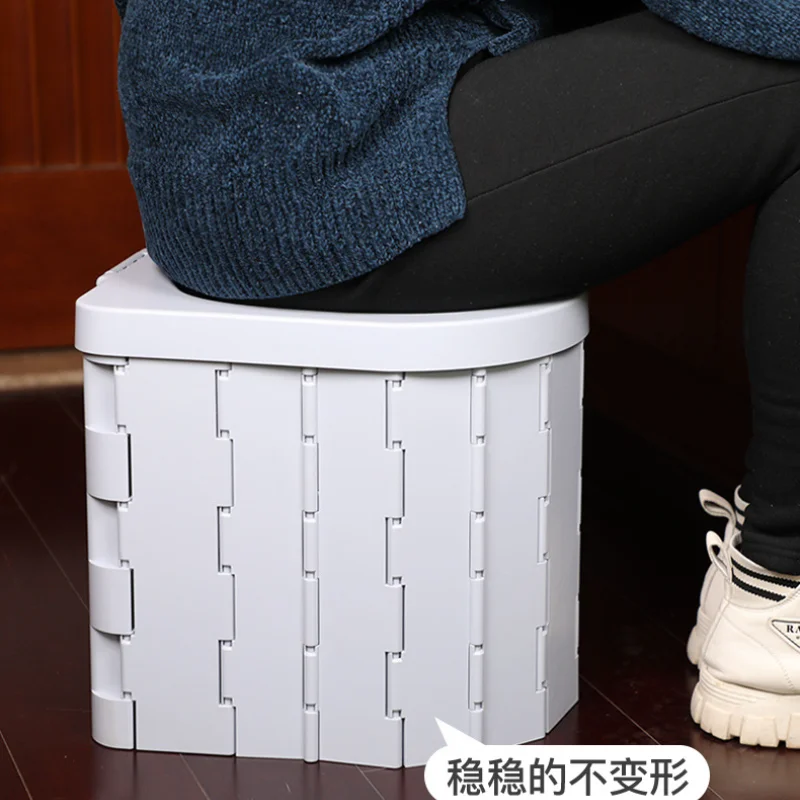 

Portable Toilet One-piece Simple Installation Strong Load-bearing Capacity Practical Travel Folding Toilet for Adults