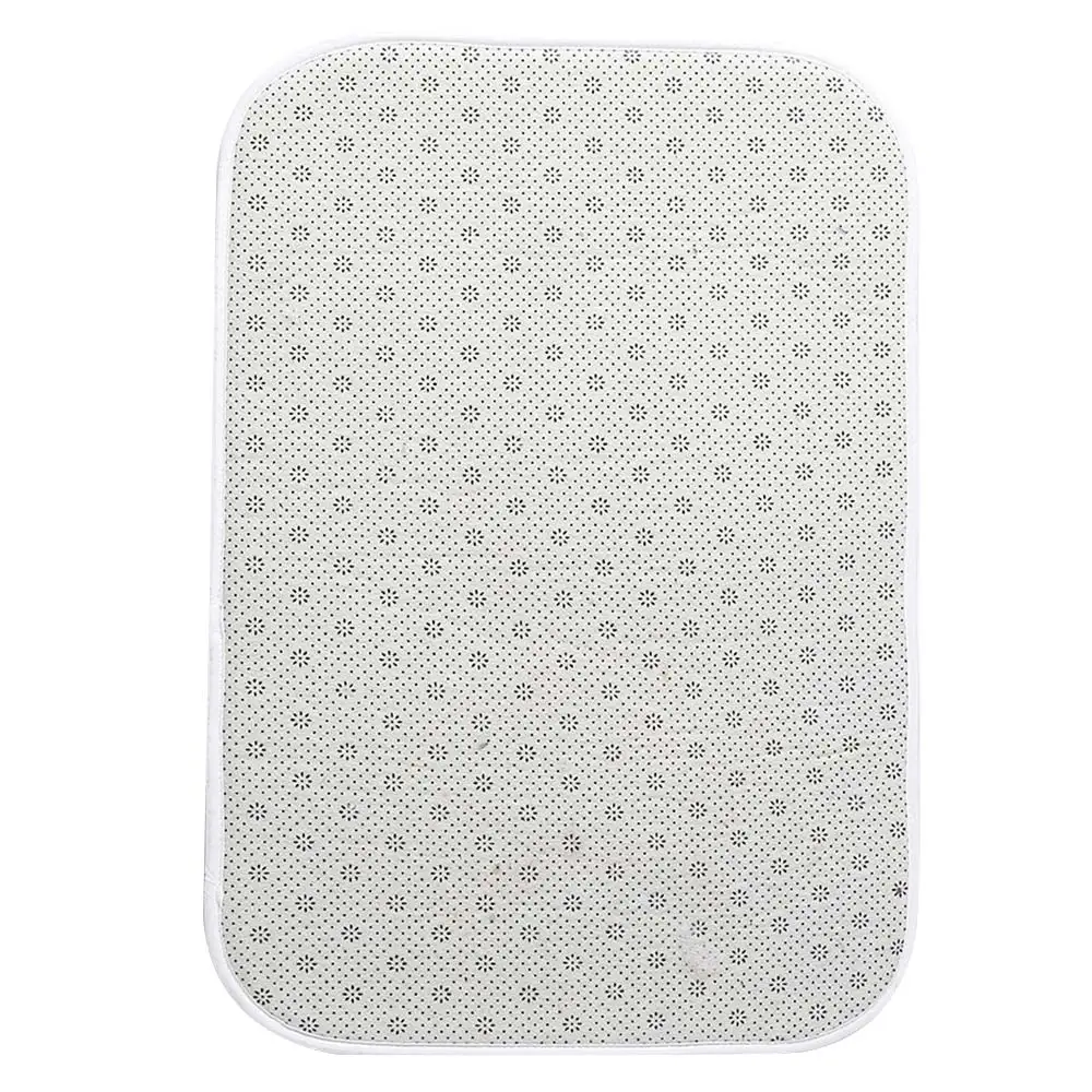 Коврик для пола разноцветный с орнаментом дедом морозом | Дом и сад