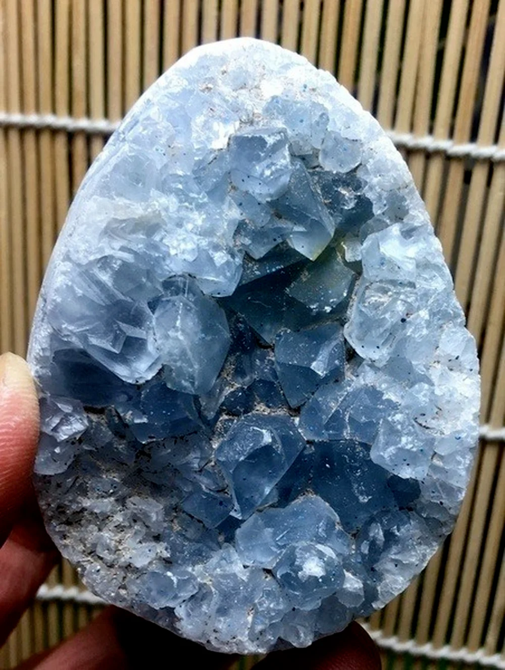 

250g/300Natural Blue Celestite Geode Crystal Quartz Rock Specimen