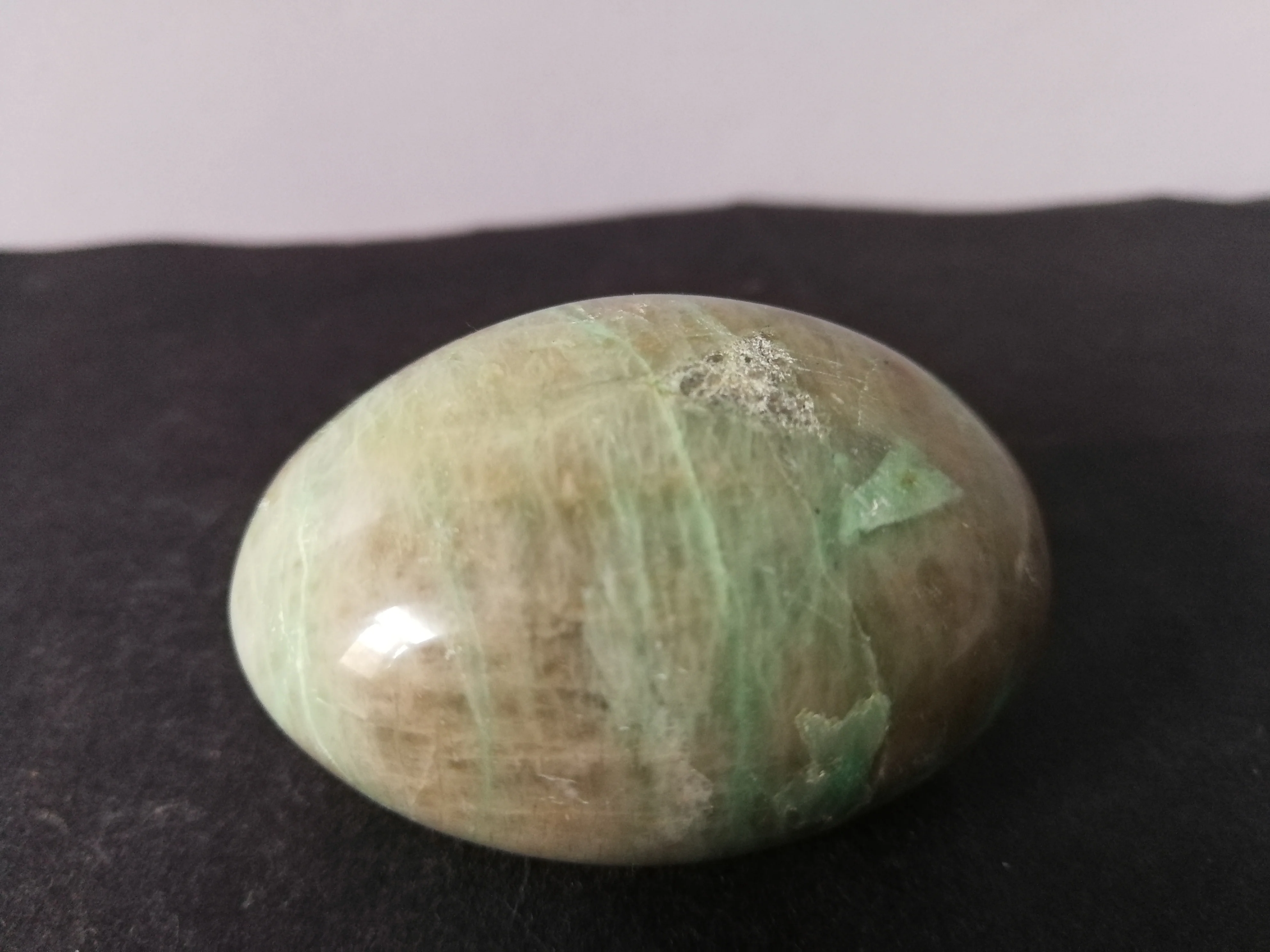 85 3 натуральный зеленый лунный камень волчок полированный кварцевый кристалл