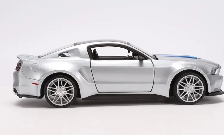 Maisto 1/24 1:24 2014 Ford Mustang Street Racer спортивный гоночный автомобиль средство литья под