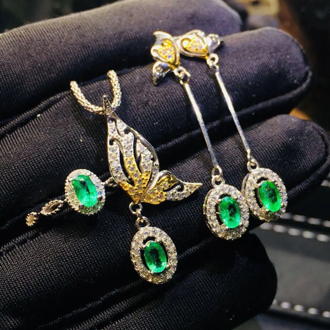 

Butterfly Long Earring Imitated Full Diamonds Luxury Golden Color Pendant Necklace Green Stone Ring Colombia Jewelry Sets