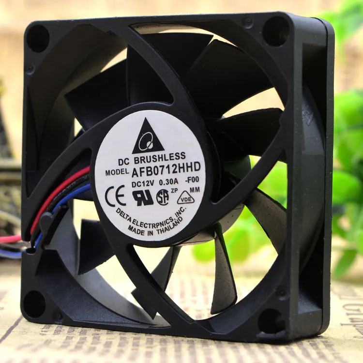 Новый 7020 7CM AFB0712HHD 12V 0.30A охлаждение двигателя|Вентиляторы и наборы| |