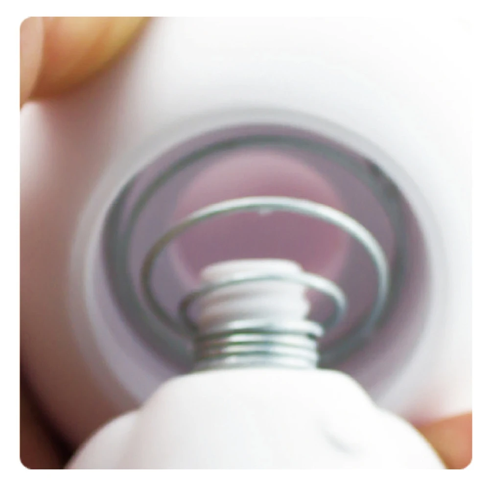 

Creative Bobblehead Car Ornaments Lovely Dolls Car Accessories Car Dashboard Decor Nodding Toys Shaking Head Car Home Room