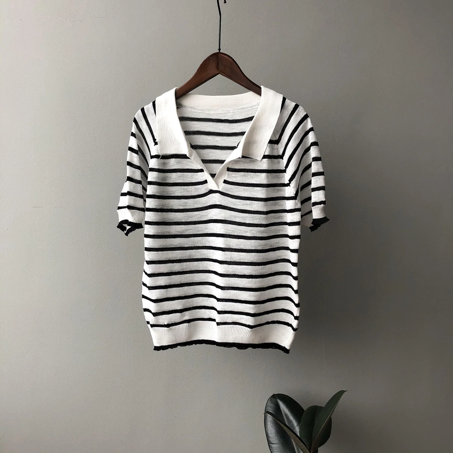 

Ice Silk Short Sleeve Lapel Stripe T-shirt Women's 2021 Summer New Casual Top