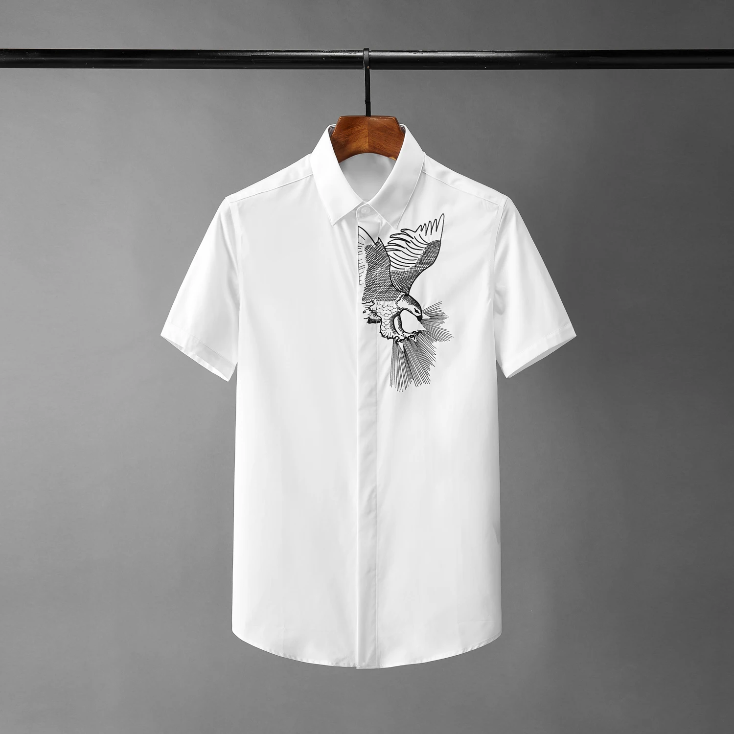 

2020 Eagle Embroidered Mens Shirts Luxury Short Sleeve Solid Color Casual Male Shrits Plus Size 4xl Slim Fit Party Man Shirts