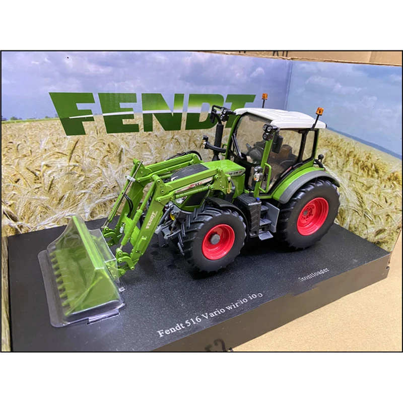 Модель трактора Diecast в масштабе 1:32, коллекционная алюминиевая фигурка для украшения, сувенир и игрушка на дисплее.