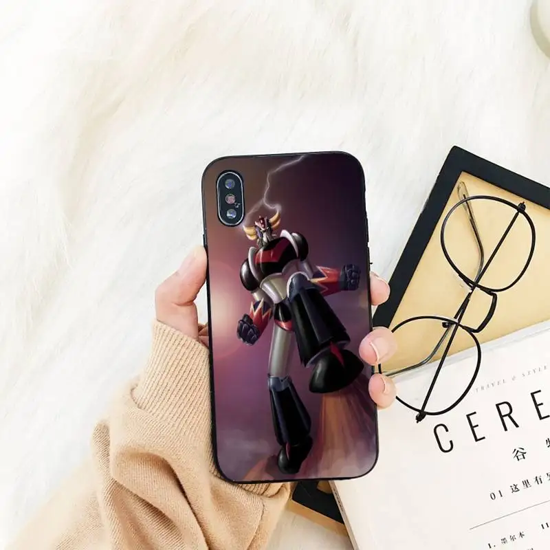 

Yinuoda UFO Robot Grendizer Newly Arrived Black Phone Case For iPhone 11 8 7 6 6S Plus X XS MAX 5 5S SE 2020 XR 11 pro Cover