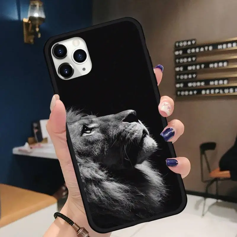

Cartoon black brave beast lion Phone Case for iPhone 11 12 pro XS MAX 8 7 6 6S Plus X 5S SE 2020 XR Soft silicone