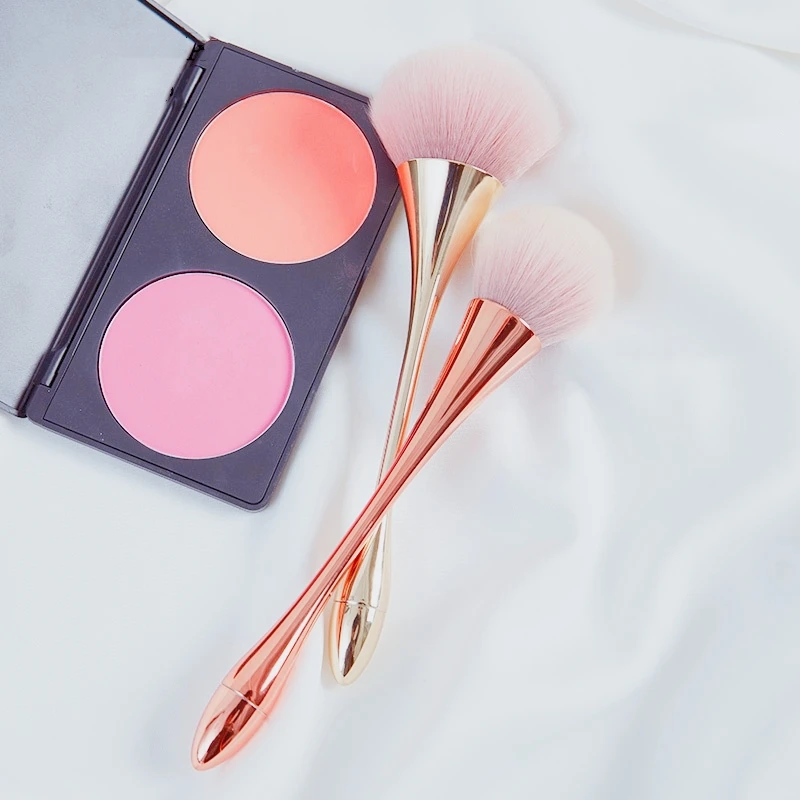 Набор кистей для макияжа плотная мягкая большая Роза Золотая кисть свободного