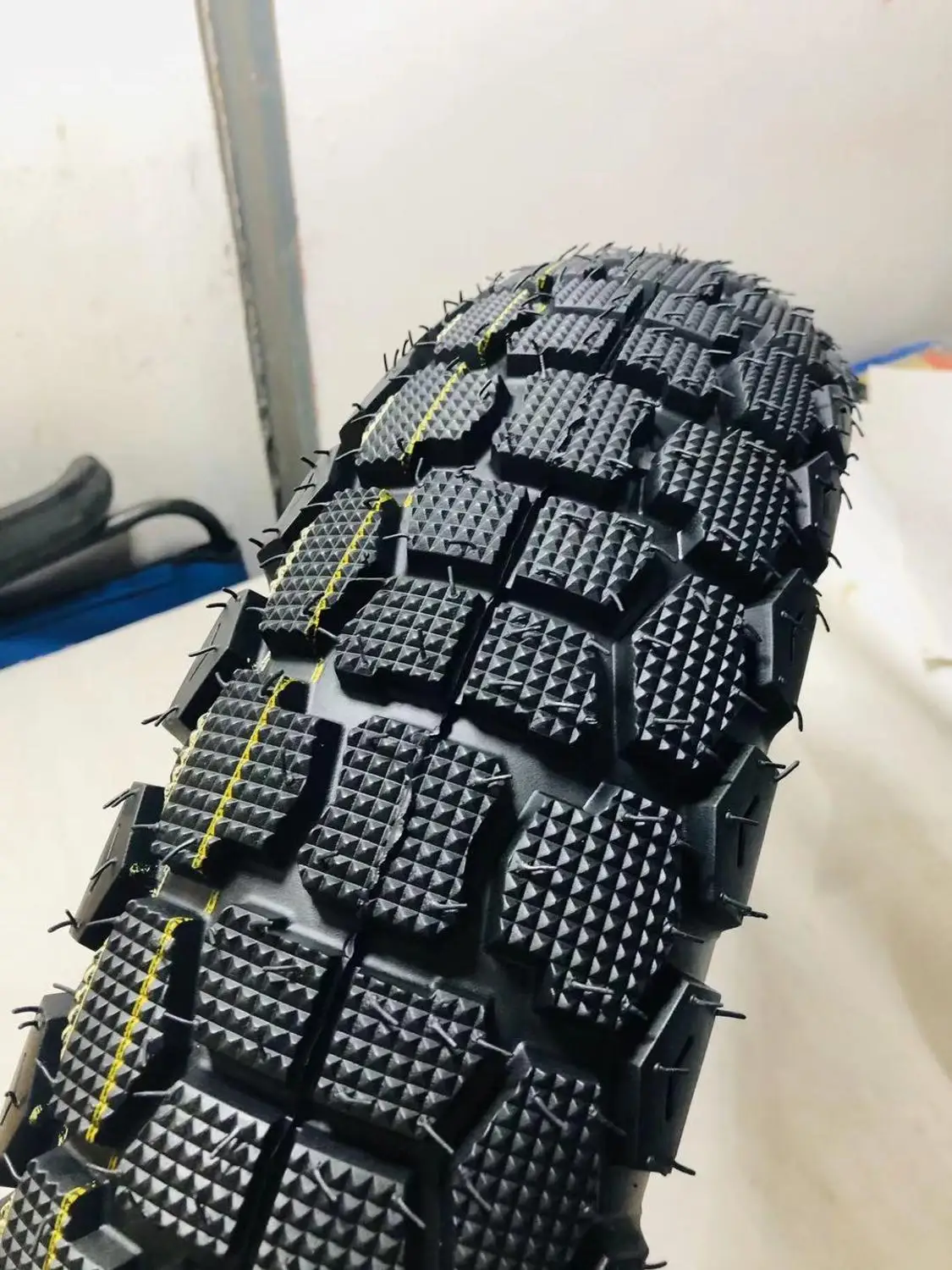 Шина для колеса мотоцикла 130/90 15|motorcycle wheel rim|motorcycle tiremotorcycle rim |