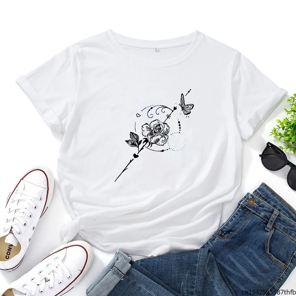 

Женская футболка с круглым вырезом, коротким рукавом и цветочным принтом бабочки