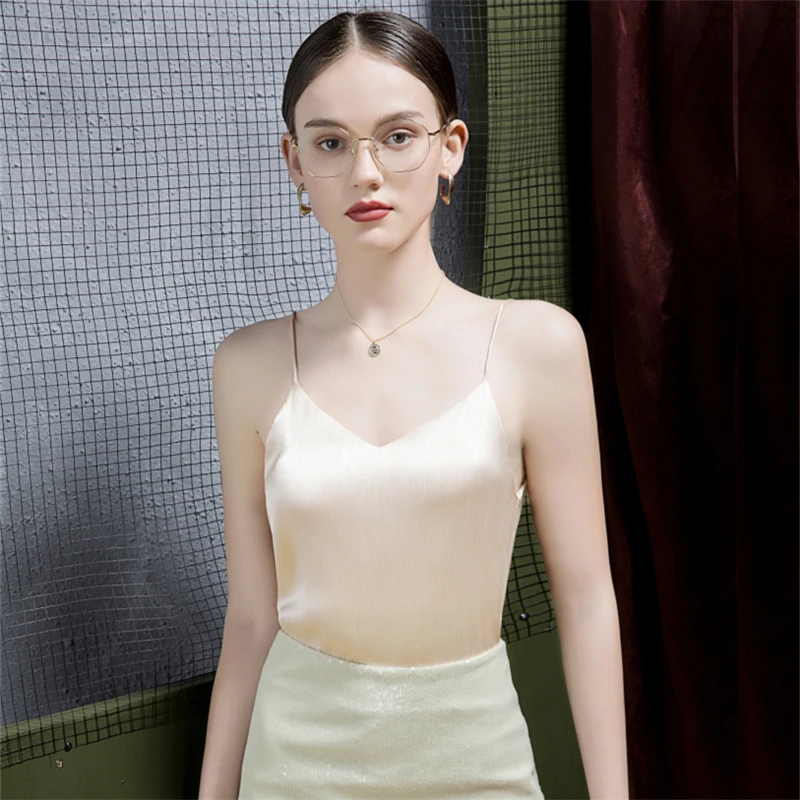 

Elegant Sexy Cami Tops Women Silk Tops Summer Solid Camisole Satin Top for Suits Bottoming Spaghetti Strap Vest Women Clothing