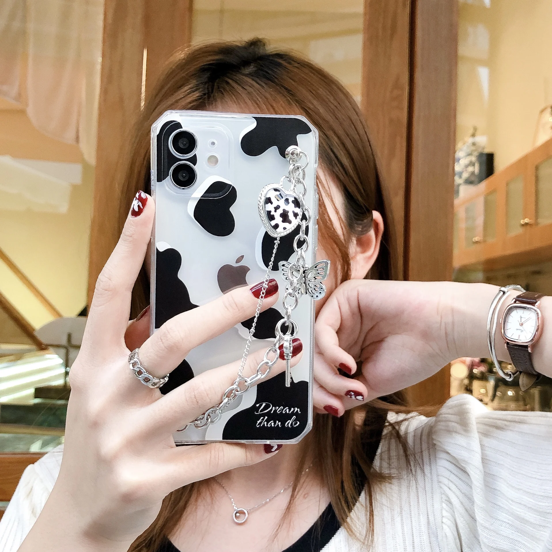 

Phone Cases Cute Milk Cow Pattern For iPhone 12 Pro Max Mini 11 Pro XR XS MAX 8 X 7 Plus SE 2020 Design bracelet case