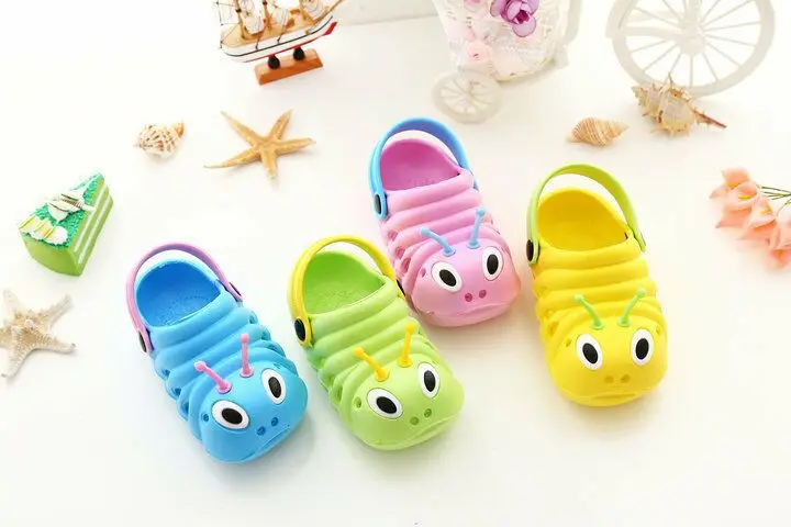 Лидер продаж 2019 года Сезон осень Детские тапочки Обувь с дырками Милые сандалии