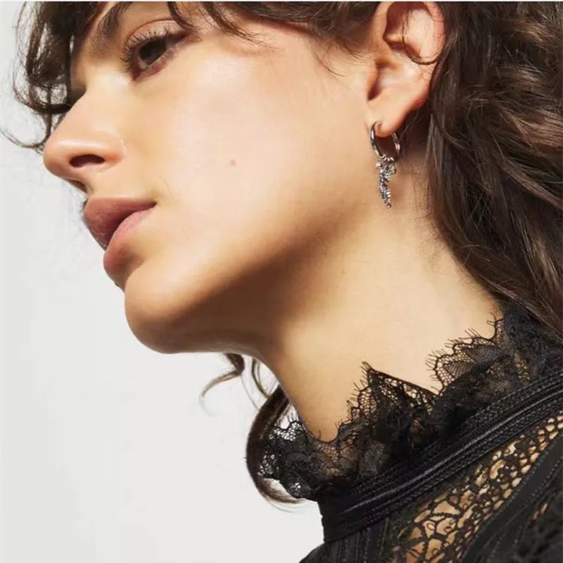 Женские серьги Стразы с крыльями модные простые Стильные женские блестящие
