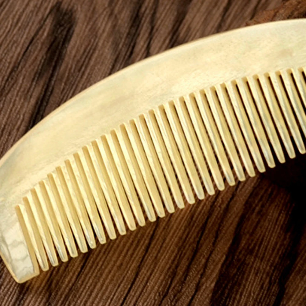 

10cm Ergonomic Mini Portable Anti-Static Hairdressing Massage Random Color Natural Health Care Styling Hair Comb