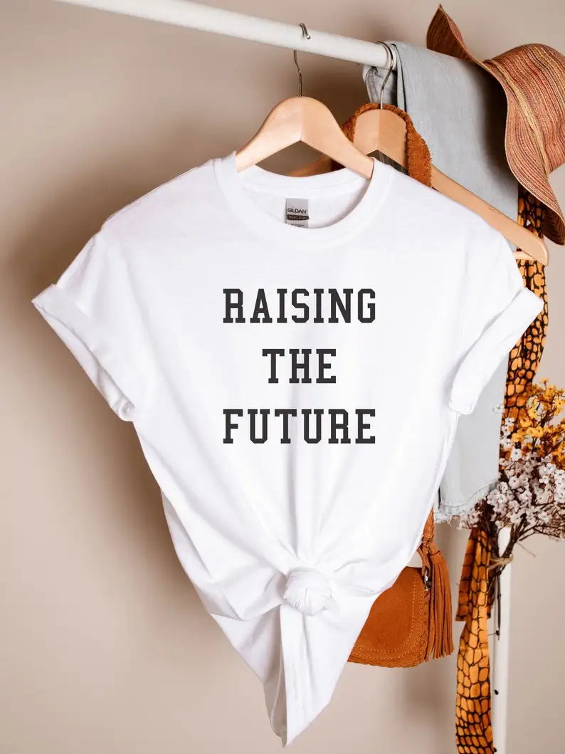 

Skuggnas Raising The Future Funny Graphic Cotton T-shirt New Mum Shirt Short Sleeved Fashion Tumblr t shirt Women Casual Tops