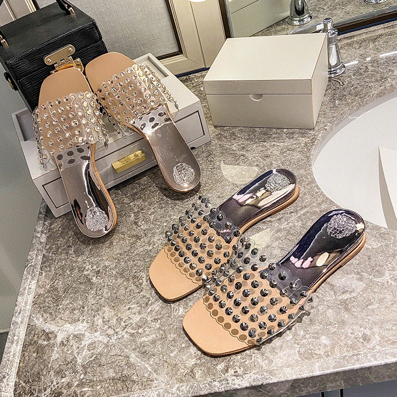 

Summer Women Slippers Fashion Rivet Rhinestone Shoes Woman Open Toe Flat Slippers Female Outdoor Casual Beach Slides Ladies 2021